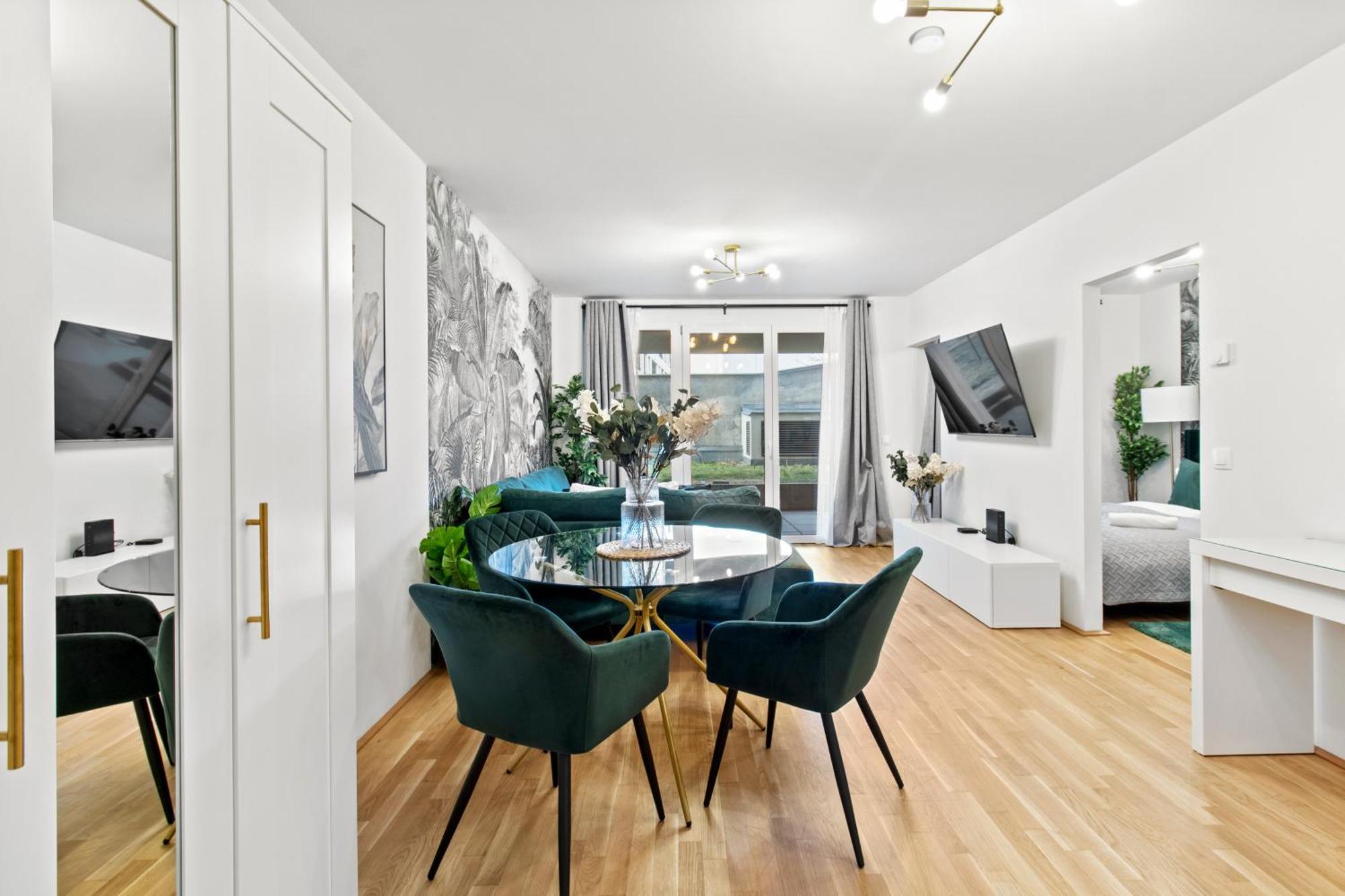 Balcony Apartment I 50 M² I Near City Center Виена Екстериор снимка