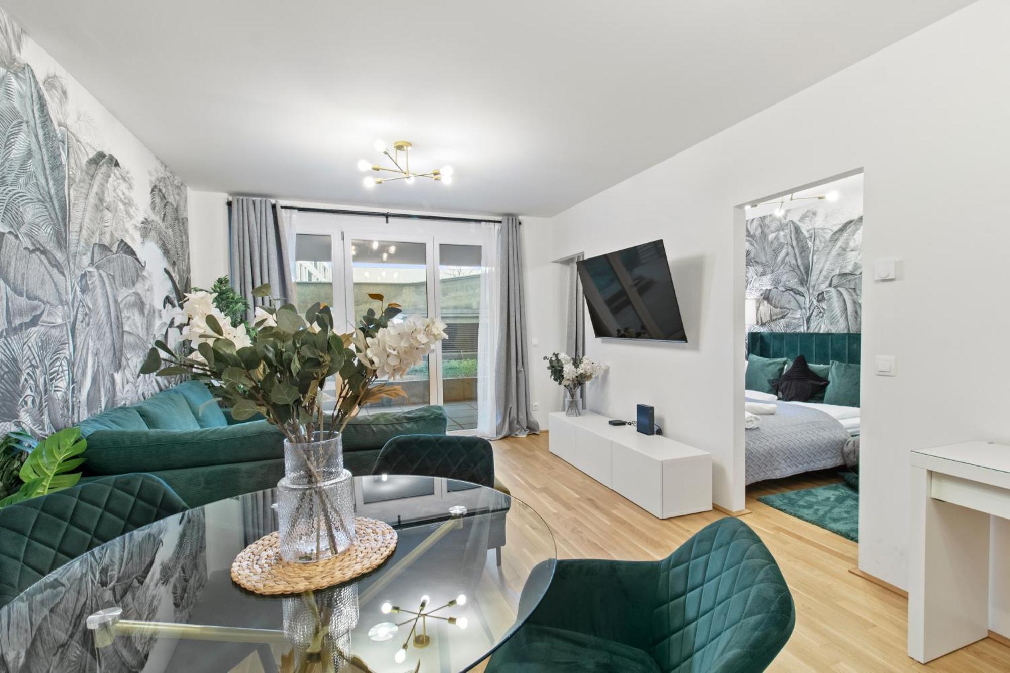 Balcony Apartment I 50 M² I Near City Center Виена Екстериор снимка